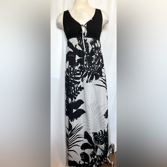 Yansi Fugel tropical floral maxi dress - Picture 1 of 4